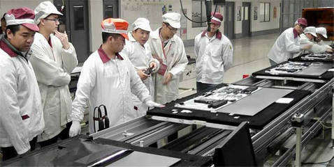 微鯨工廠行 見(jiàn)證4.9mm“醉薄”電視下線量產(chǎn)，開啟超薄新視界